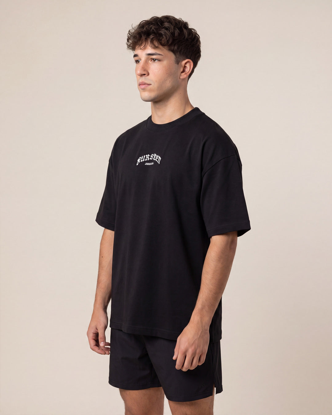 Remera oversize Winter Beast (negro)