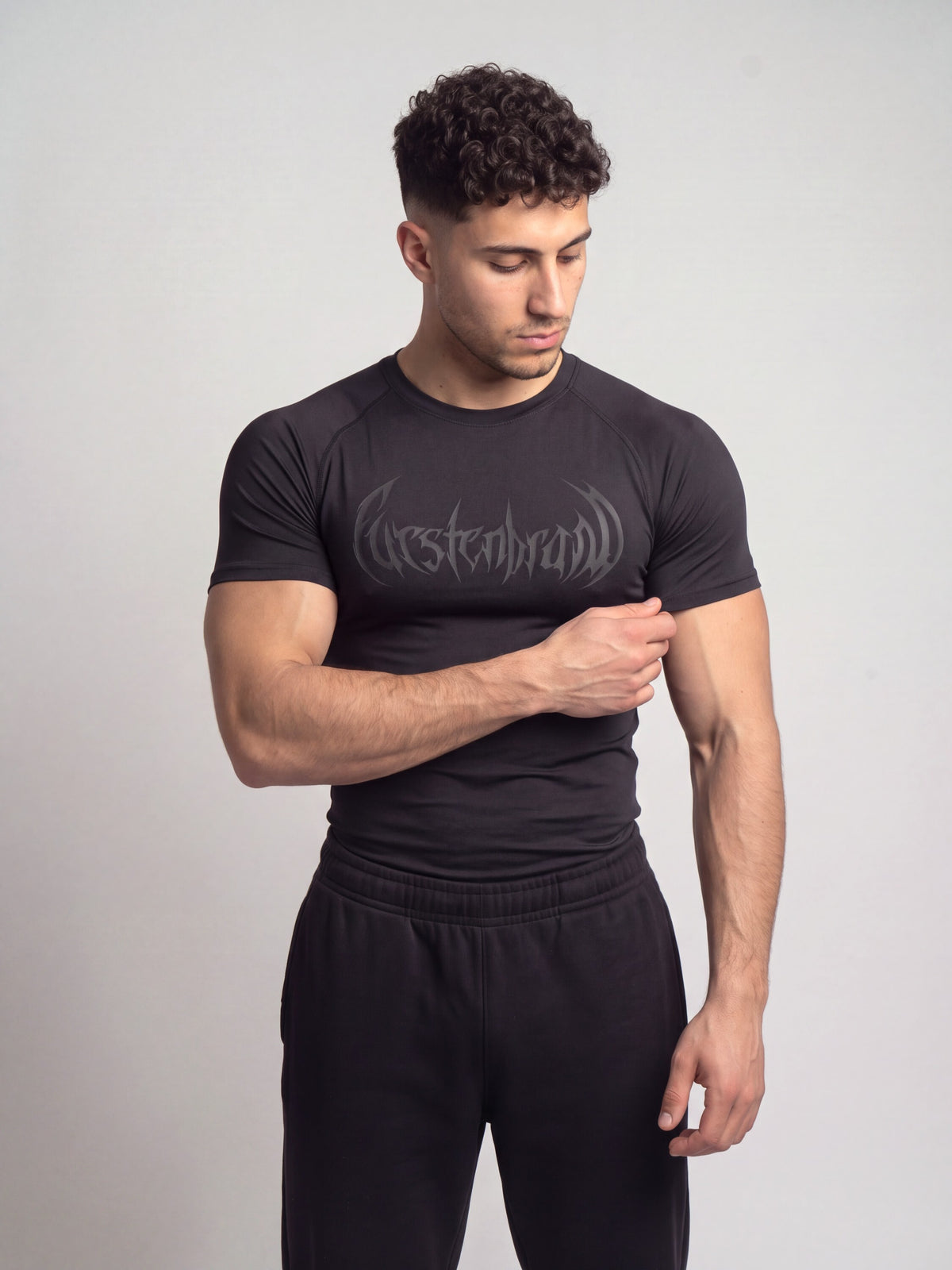 Remera compresion "Black Gothic" (negro)