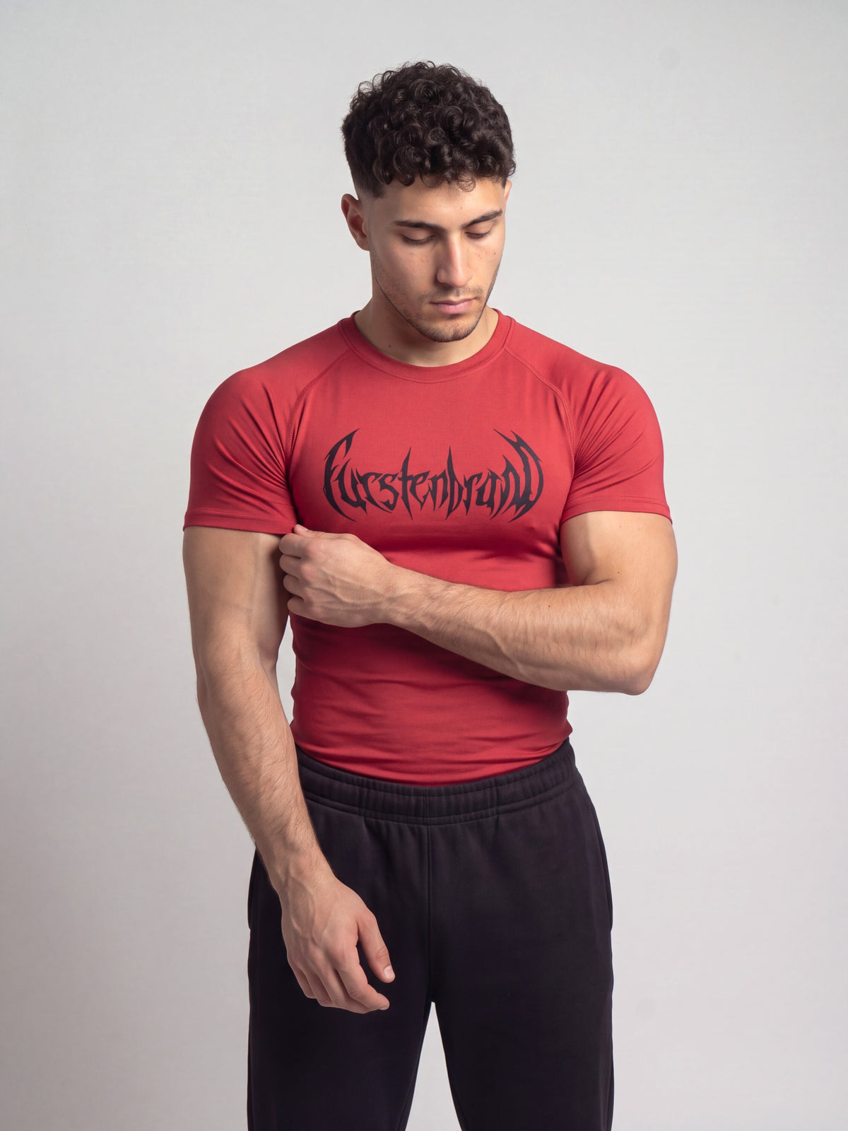 Remera compresion "Black Gothic" (rojo)