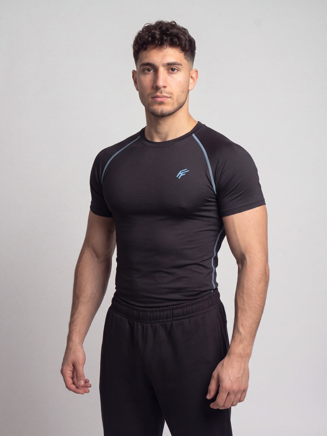 Remera de compresión LightBlue Seams (negro)