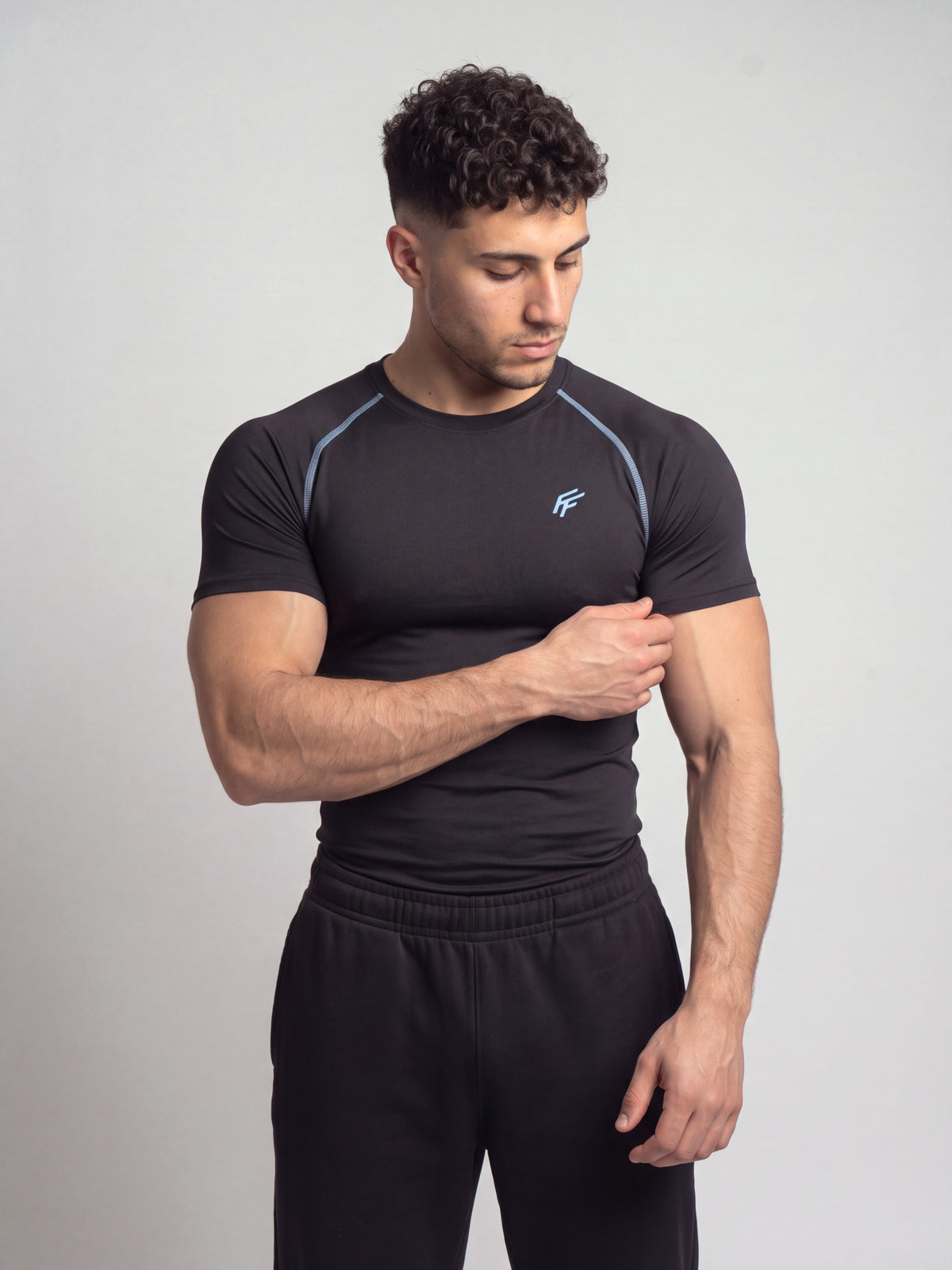 Remera de compresión LightBlue Seams (negro)