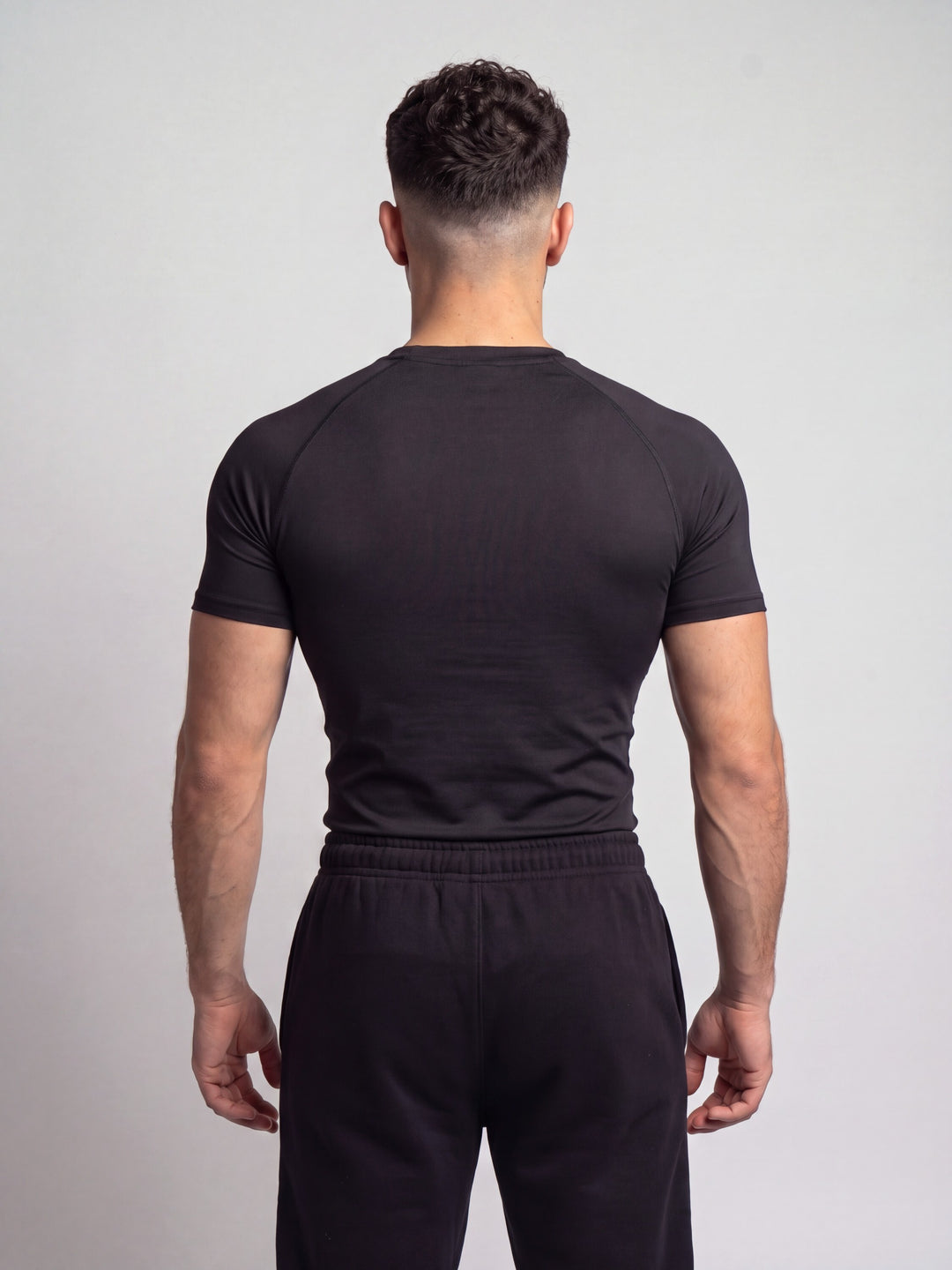 Remera de compresion "New Era" (Negro)