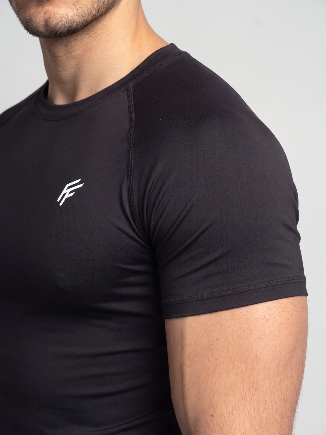 Remera de compresion "New Era" (Negro)