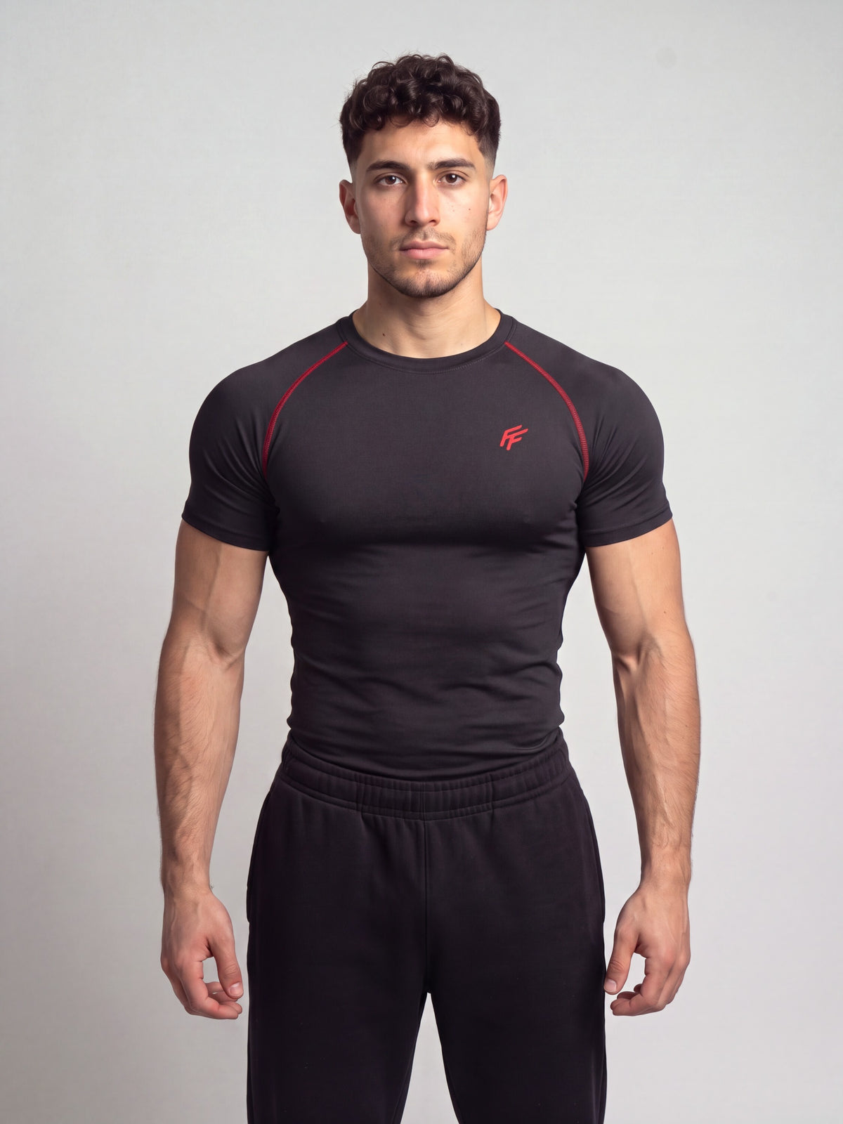 Remera de compresión Red Seams (negro)